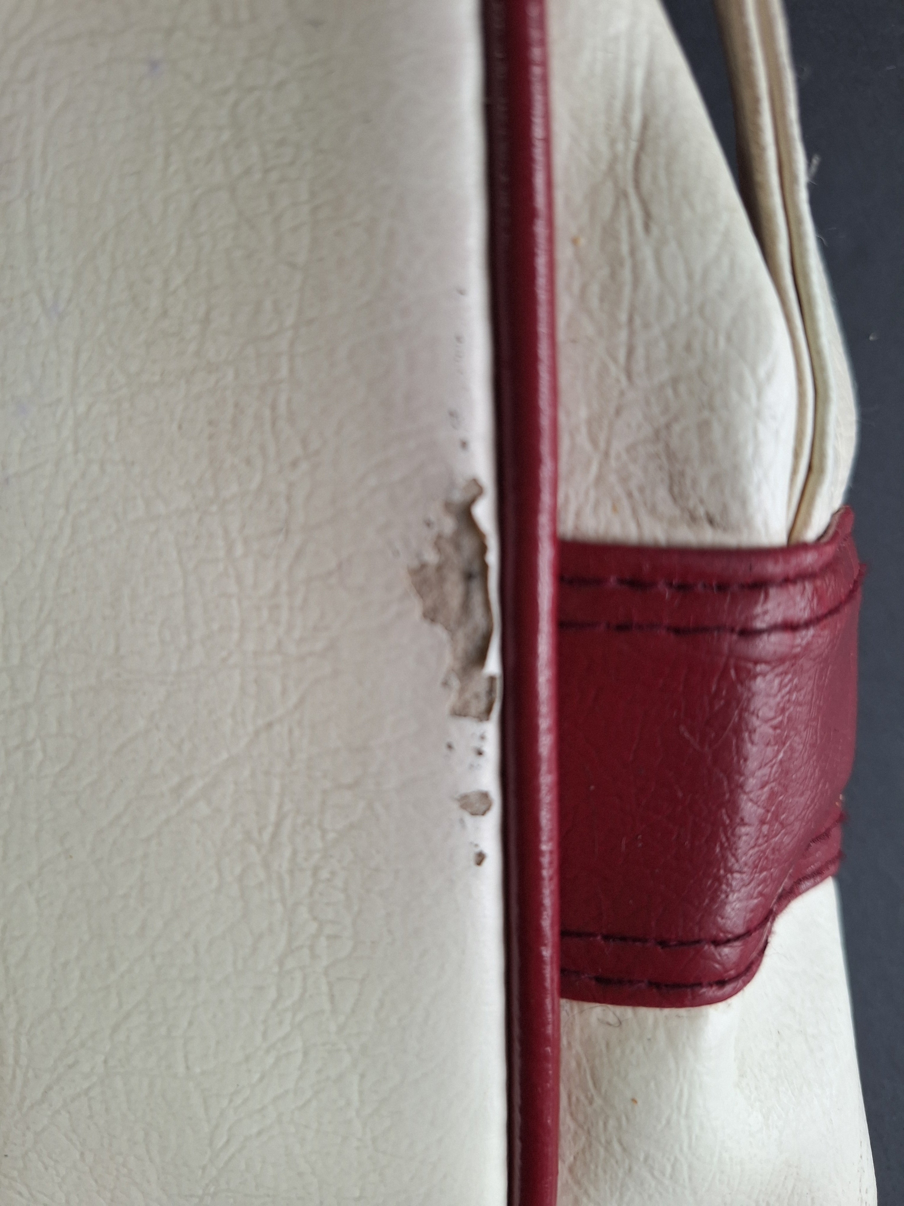The Beatles Shoulder Bag (White with Bordeaux Red Trim) | Apple Corps 1993